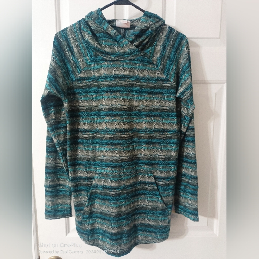 Lularoe Hi-Lo Hoodie Small